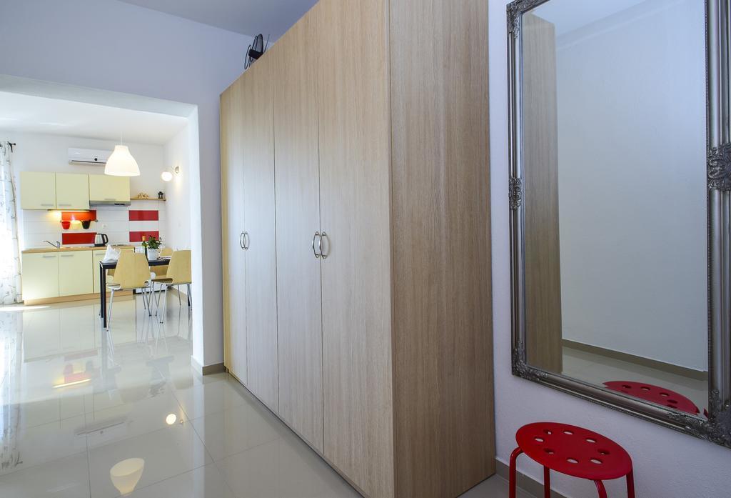 Amadrian Apartments Sibenik Exterior photo