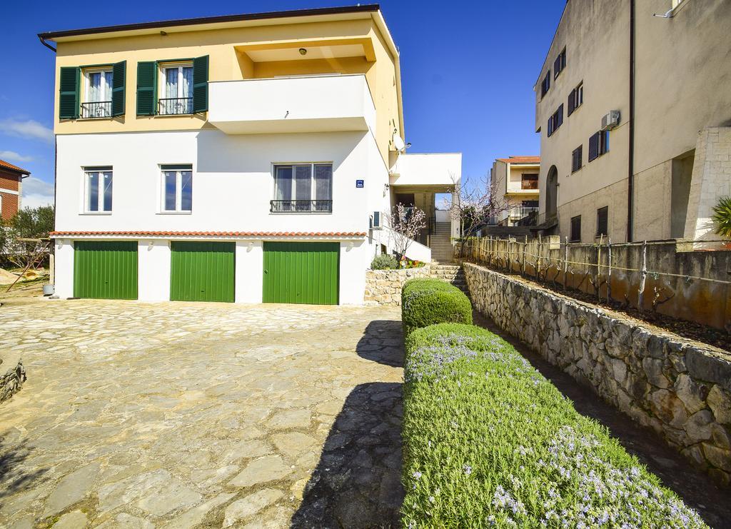 Amadrian Apartments Sibenik Exterior photo
